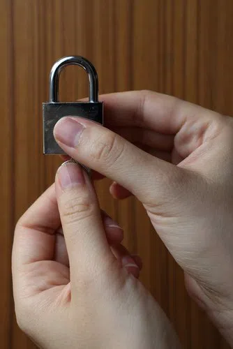 Weatogue CT Locksmith Store Weatogue, CT 860-386-5235 - residential-lockouts