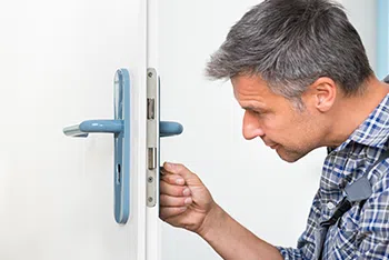 Weatogue CT Locksmith Store Weatogue, CT 860-386-5235 - unlock-door